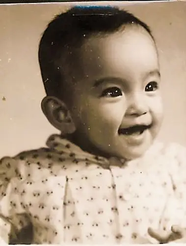 李冰冰很多儿时照片在新书中曝光