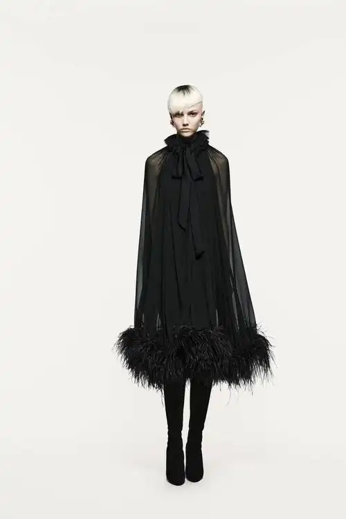 同ysl圣罗兰2021春夏系列进入诗意沙漠