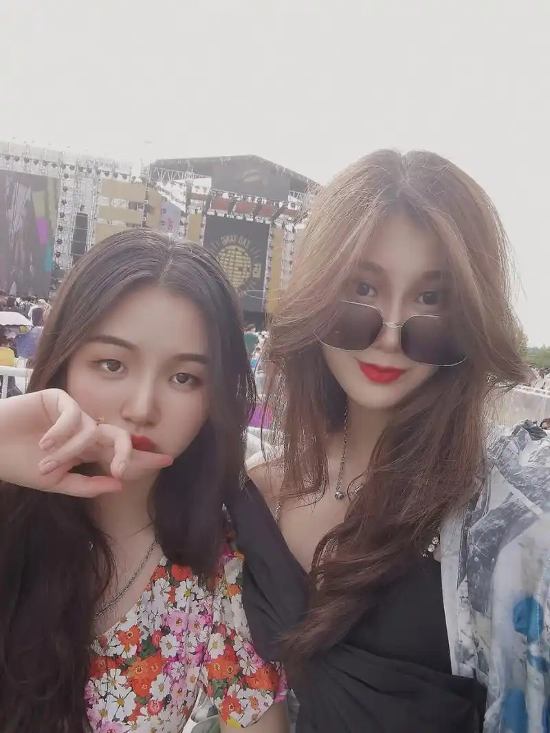 造氧音乐节92|永远年轻92 和闺蜜一起的快乐音乐节～ 但不得不