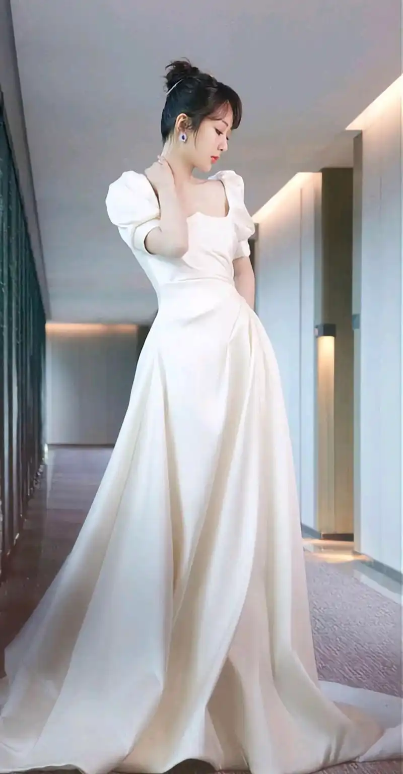 杨紫穿礼服太美了