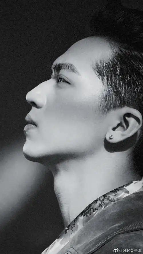 许魏洲侧颜神图评选,已加投票,都来投票吧