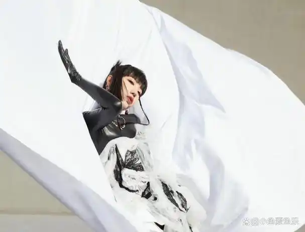 吴莫愁投身慈善因照料患病母亲退出娱乐圈现在复出后怎么样了