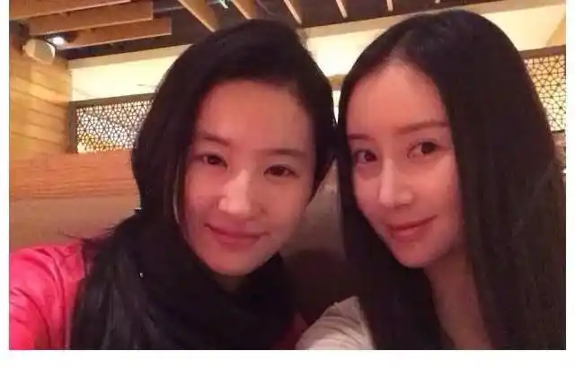 姐妹情深舒畅连续7年为刘亦菲庆生两人19年友谊惹人羡