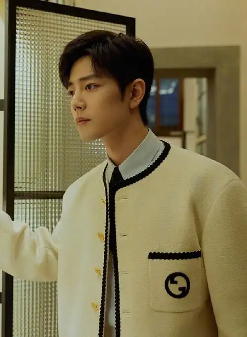 肖战白色廓形外套##肖战##gucci肖战新图