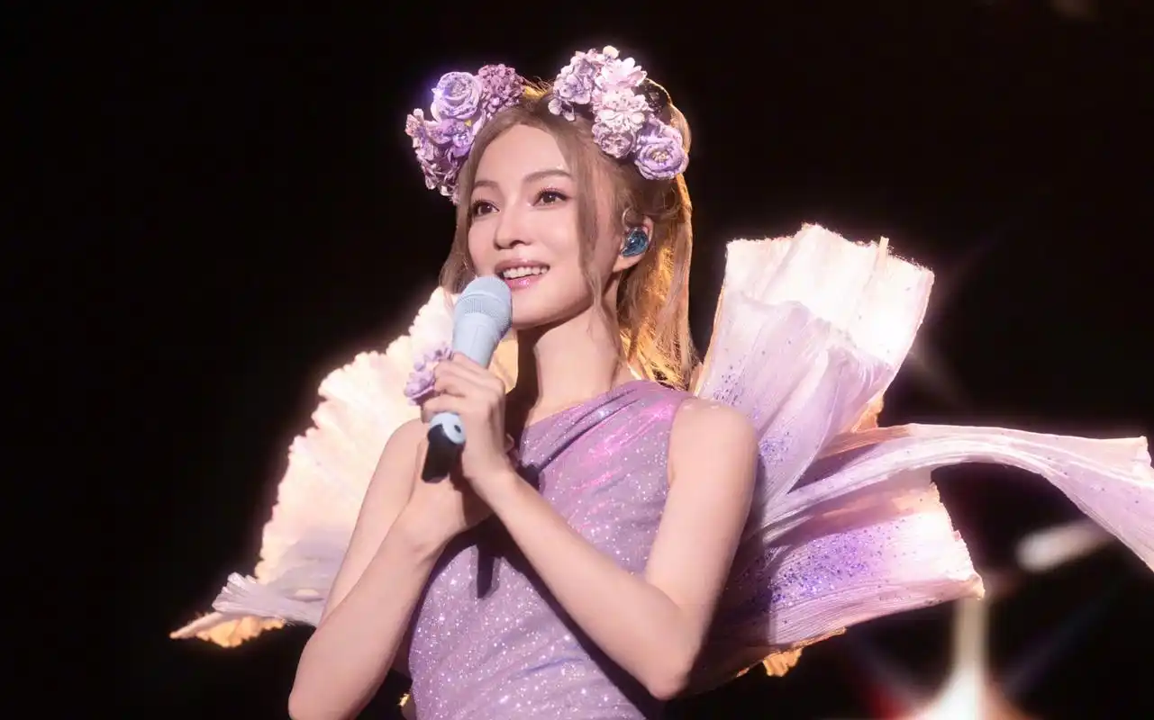 音综上的败笔,硬捧的歌手一个都没火,炮灰歌手却一战封神