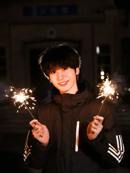 青你3连淮伟从个人学员到工作室老板追梦路上从未退缩