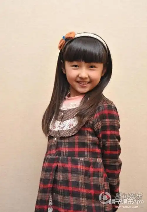 [老照片]张子枫小的时候太可爱了,妥妥的萌娃啊