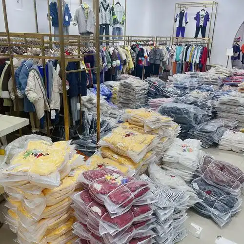 balabala品牌童装戴维贝拉童装巴布豆直播一手货源童装工厂批发