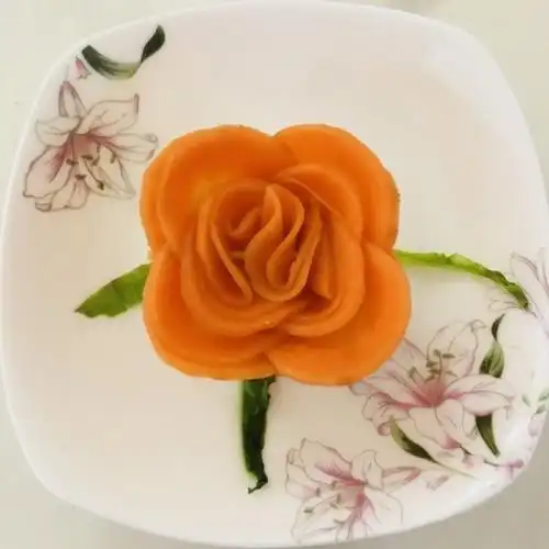 冰雨逸蓝做的胡萝卜花