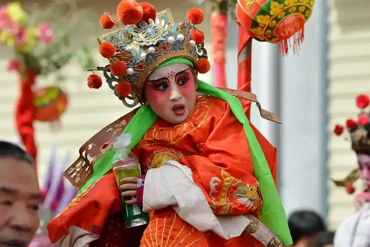 社火 娃娃 饿了