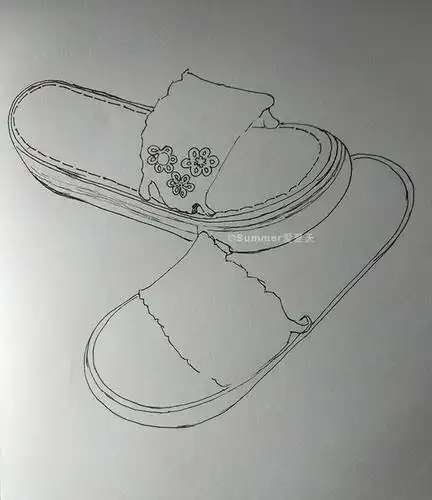 【每日一绘★145】速写鞋子系列·《拖鞋》