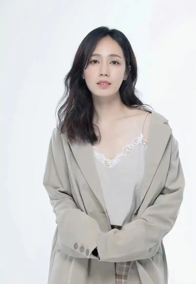 "黑涩会美眉"组合大起底,现状都怎么样了?