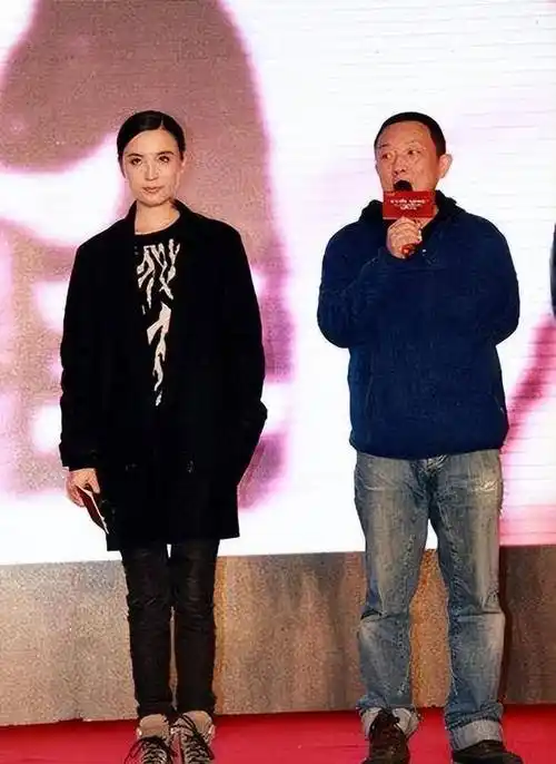 为了事业分手陈龙,为了爱情加入张黎,如今离开张黎的宋佳怎样?