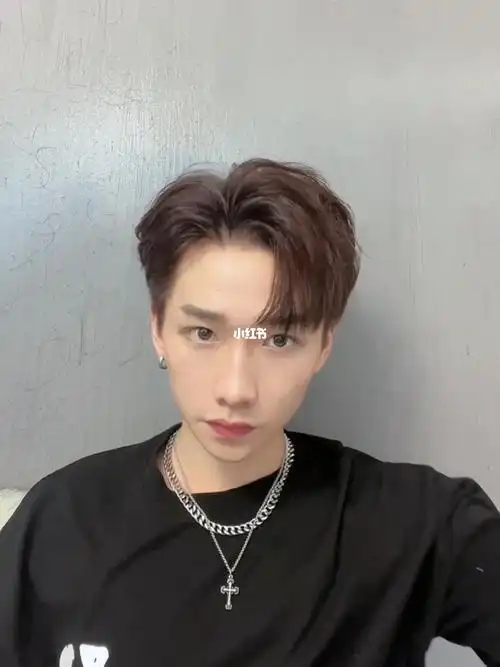 湿感三七侧分造型教程