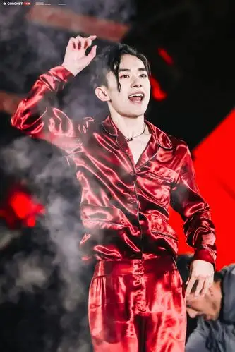 易烊千玺 tfboys五周年