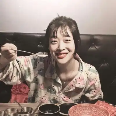 " cr:朴夏贤//崔雪莉头像