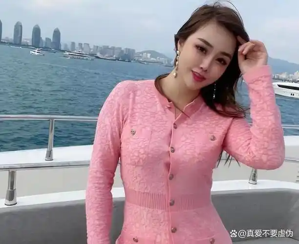 初瑞雪作为辛巴的妻子而被公众所熟知,但真正熟悉ks平台的老玩家却