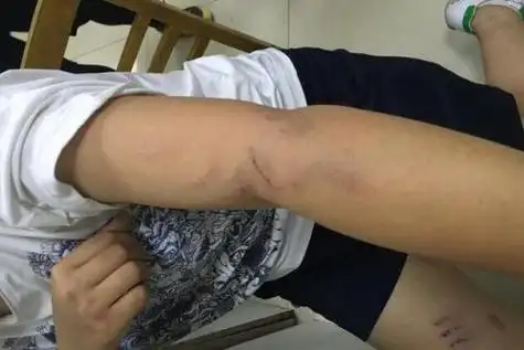 吉利4s店打人真相 4s店车主各有说辞