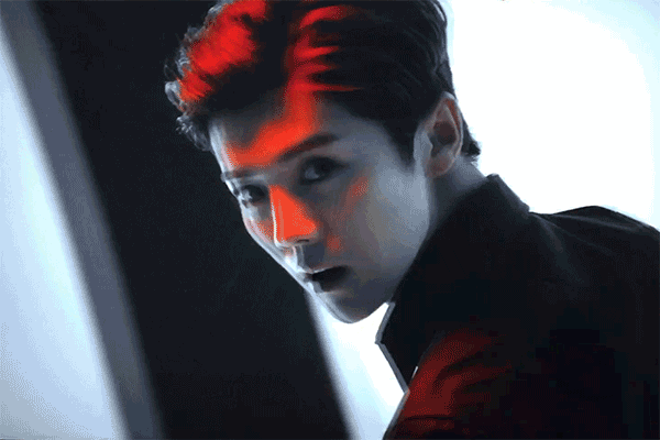 鹿晗阳光男神帅气gif动图_动态图_表情包下载_soogif