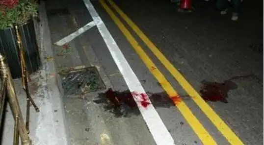 随后张国荣死亡现场照片曝光