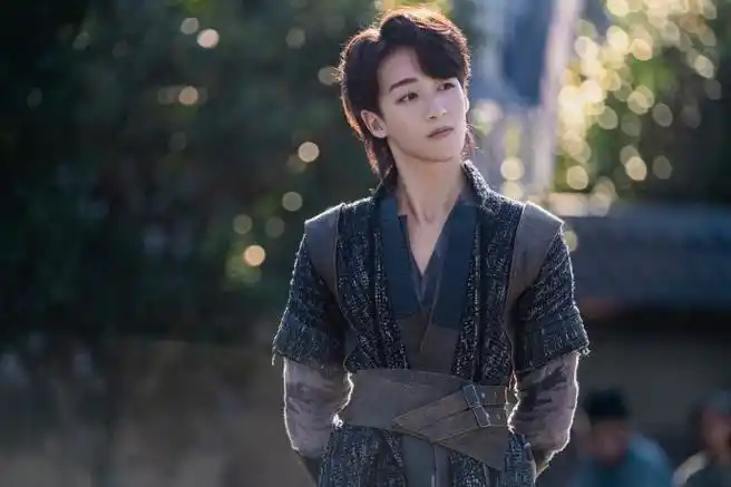 何洛洛斗破苍穹之少年归来##斗破苍穹之少年归来