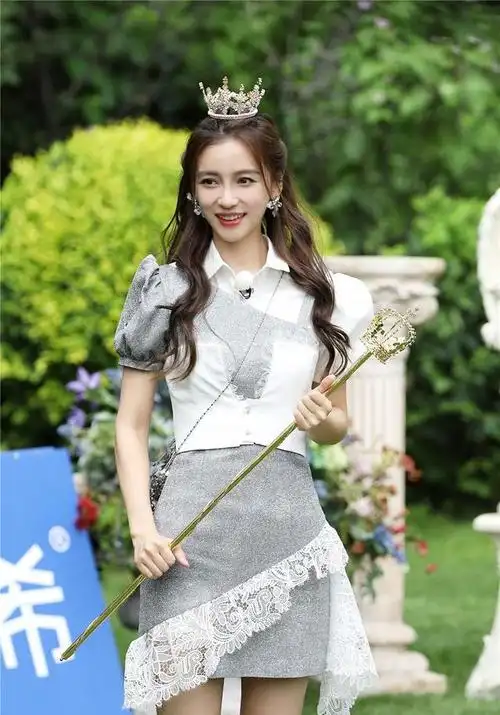 《奔跑吧》开启魅力男士大赛 谁能获得angelababy"青睐"