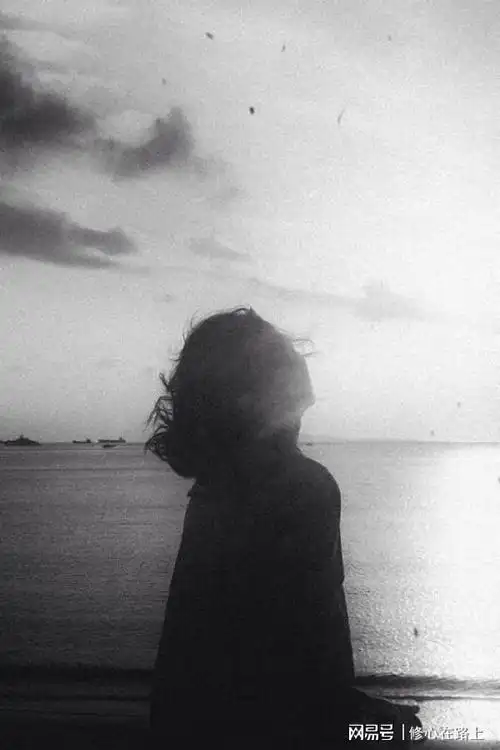 新婚丈夫意外去世葬礼上哭得最惨的那个女人却不是我