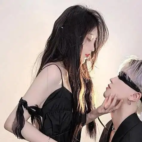 情侣头像一对两张霸气