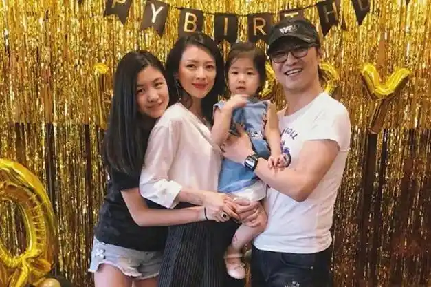 章子怡与汪峰离婚不到一年,官宣喜讯:恭喜自己,终于等到这一天|杨幂