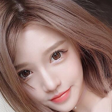 夏天头发染什么颜色好看 亚麻色发色很不错哦