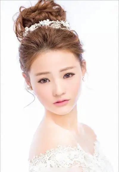 9款气质女神盘发发型