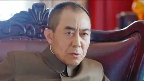 双刺:吴晋元 邓锡侯商量起义,邓汉山不请自来,打脸还上赶着!