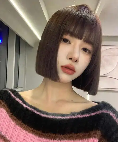 齐刘海的甜酷短发