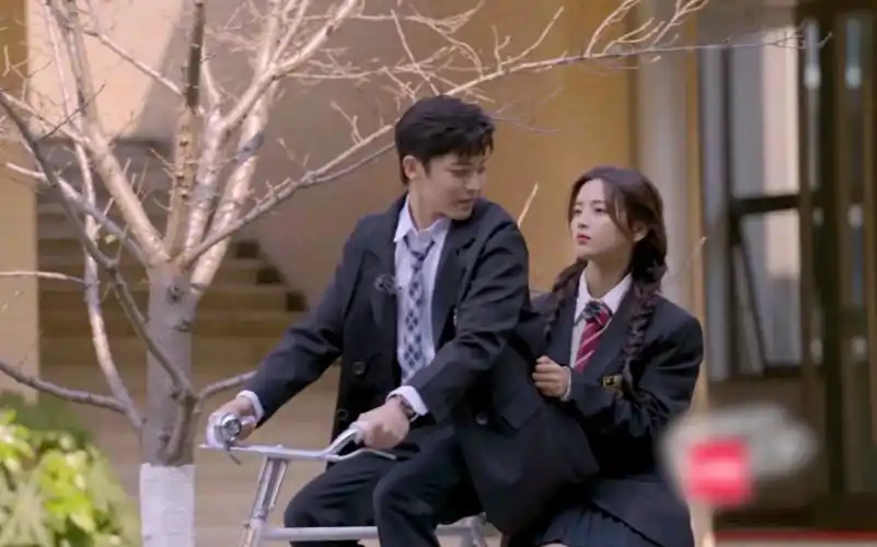 【明越夜|侯明昊x杨超越】心引力的定律