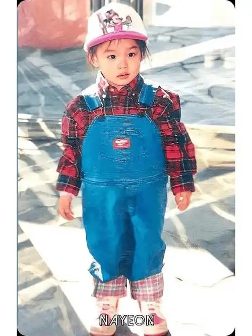 林娜琏#俞定延#平井桃#凑崎纱夏#朴志效#名井南#金多贤#孙彩瑛#周子瑜