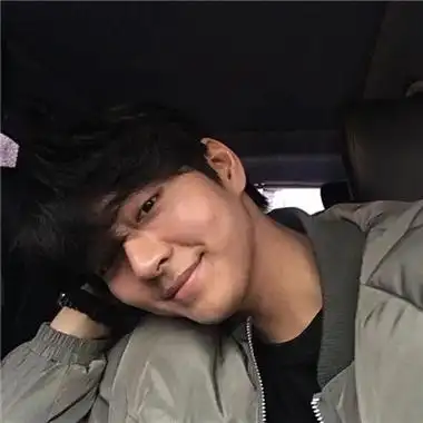 90后帅哥头像高清成熟暖男