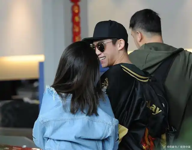 张馨予和何捷:一个接地气的婚姻,简单小日子中的真谛