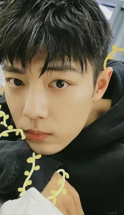 肖战怼脸拍好绝