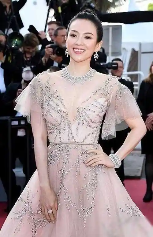 周迅领跑,赵丽颖第二,马丽紧随其后|孙俪|记者|章子怡|传媒公司|群星