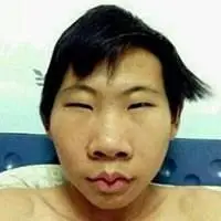 搞笑图片人物丑男