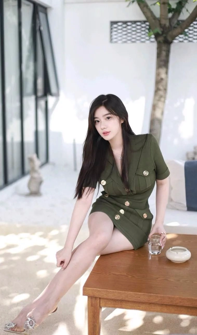 清华大学校花级美女