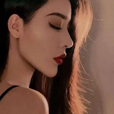 高冷范女生头像高清成熟冷艳的高冷霸气女生范头像图片