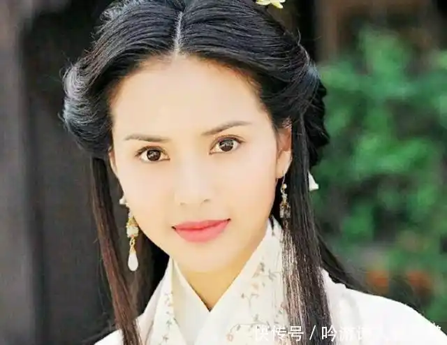 若说小龙女让李若彤走入了观众的视线,那么《天龙八部》里的这三个