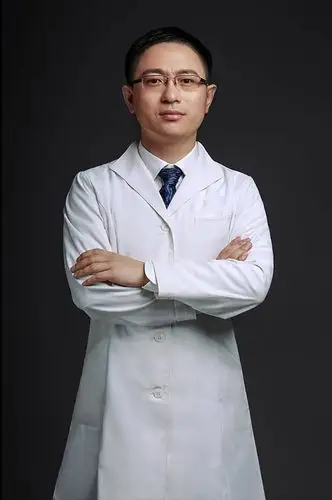 郭峰[整形专家]