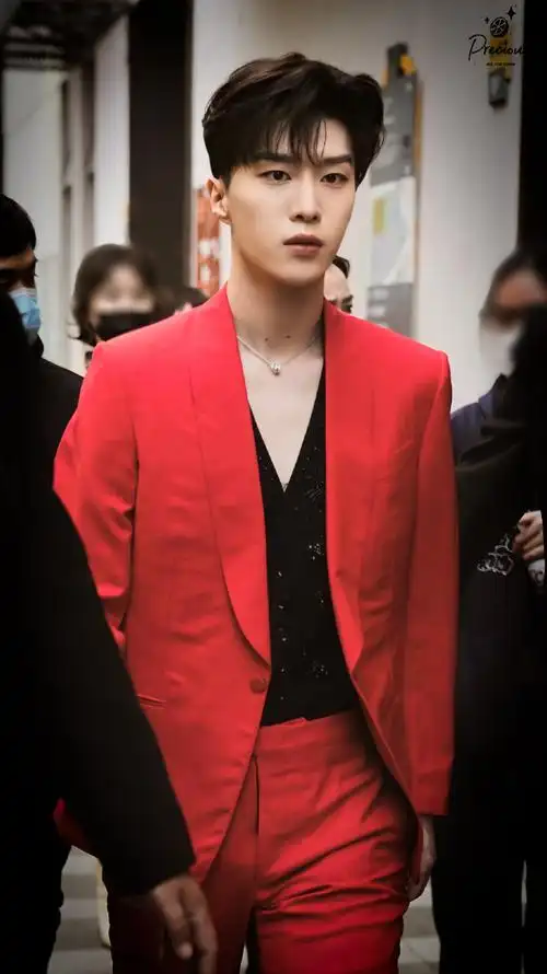 范丞丞红色西装##范丞丞红色西装造型