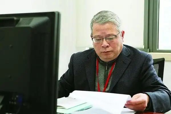 上海纪委张玲玲:以人民的名义 让贪官低头