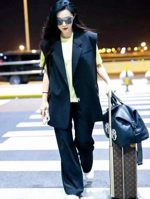 范冰冰  #女明星  #女神  #每日穿搭  #机场穿搭  #搭配  #明星