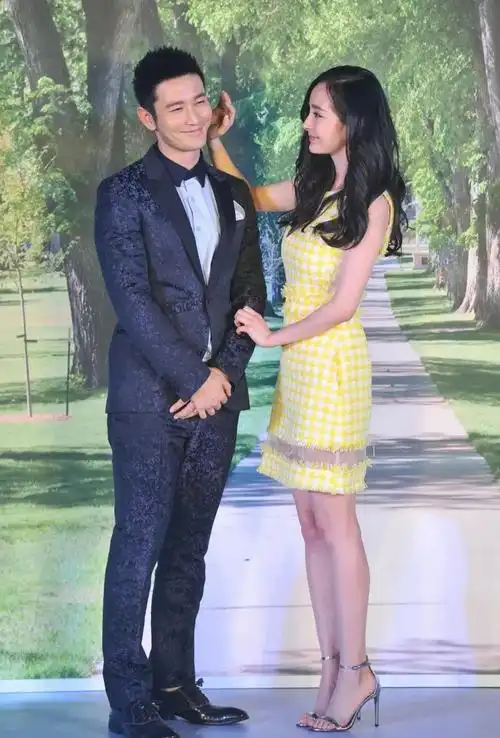 娱乐圈8大谜团李亚鹏的女人缘那英有没有说听刀郎的歌是农民