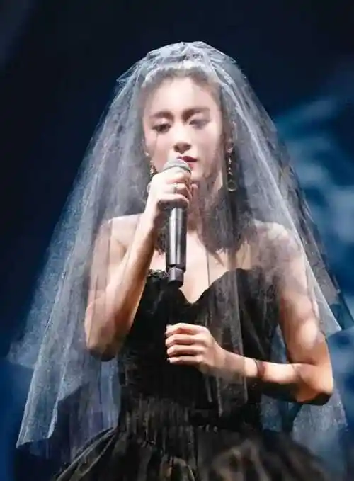 赢得了人生的好声音:没夺冠,却嫁给爱奇艺总裁,34岁成了赢家_李嘉格