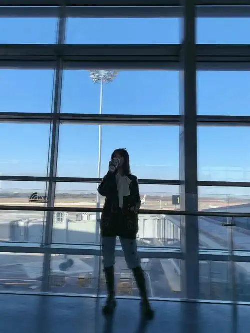 机场76拍照机场穿搭分享